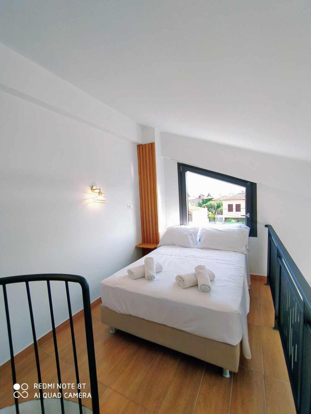 Acta Luxury Rooms Никити Екстериор снимка