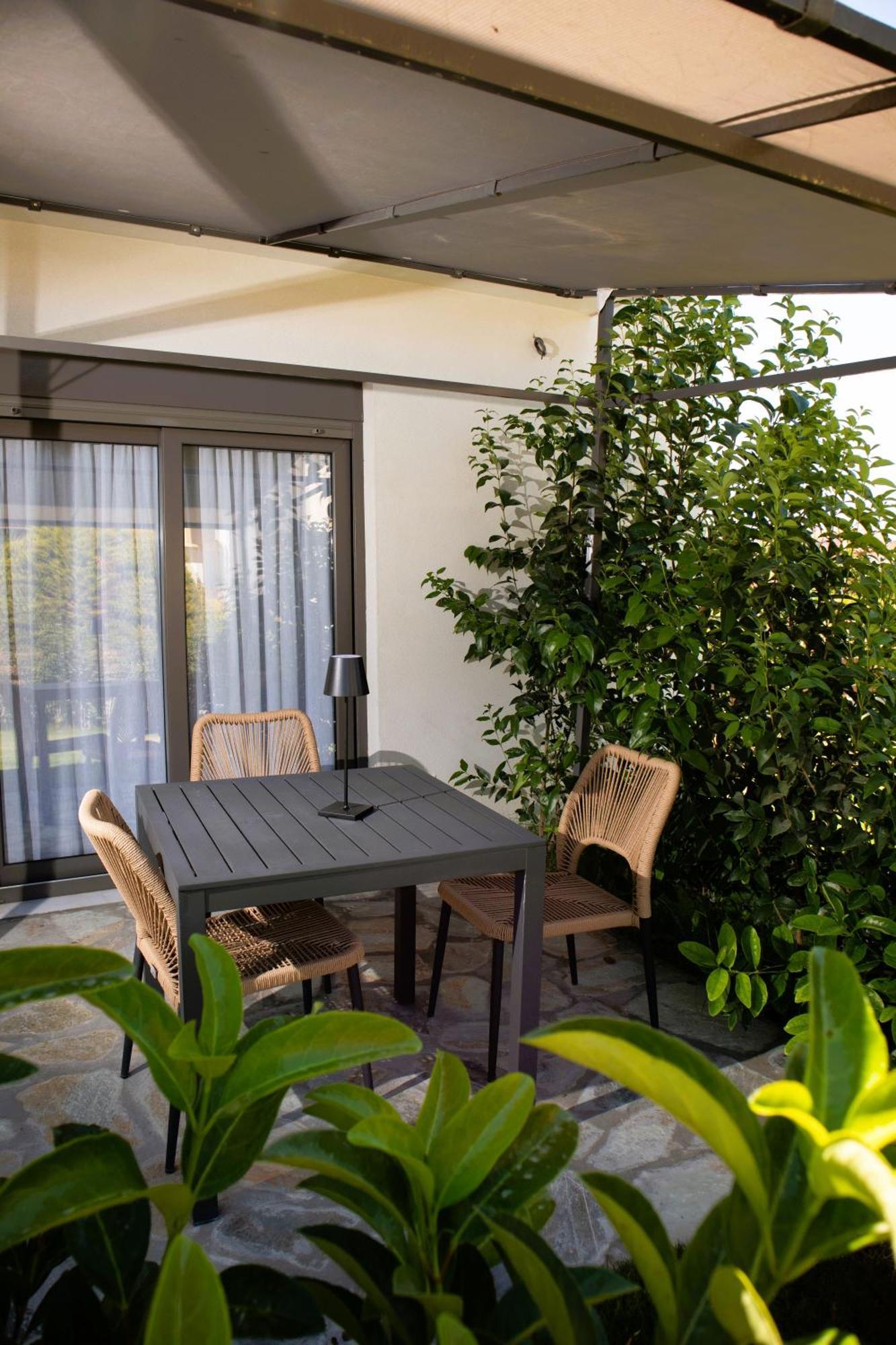 Acta Luxury Rooms Никити Екстериор снимка